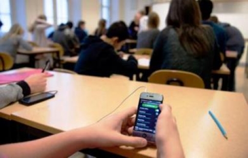 Milli Eğitim Bakanlığı: Okullarda Cep Telefonu Kullanımını Yasakladı