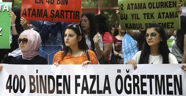 Türk Eğitim Sen Genel Sekreteri Musa Akkaş 'Öğretmen açığı, atama bekleyen öğretmenlerle kapatılmalı'