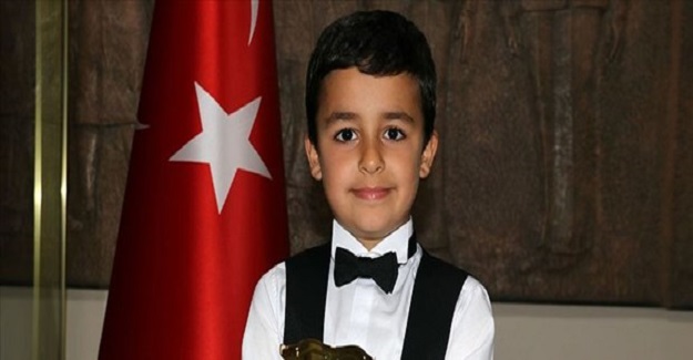 Türkiye Gururumuz 8 Yaşındaki Doğu Balyemez Dünya İkincisi Oldu